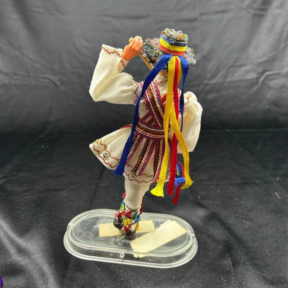 Vintage 1984 Romanian Folk Dancer Doll Traditional Arta Crisana Hotel Bucuresti
